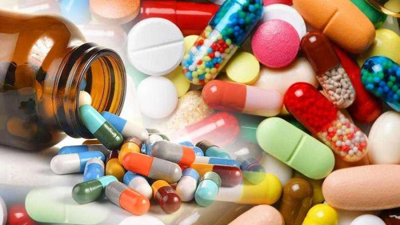 অ্যান্টিবায়োটিক নিয়ম না মেনে খেলে শরীরের যেসব ক্ষতি