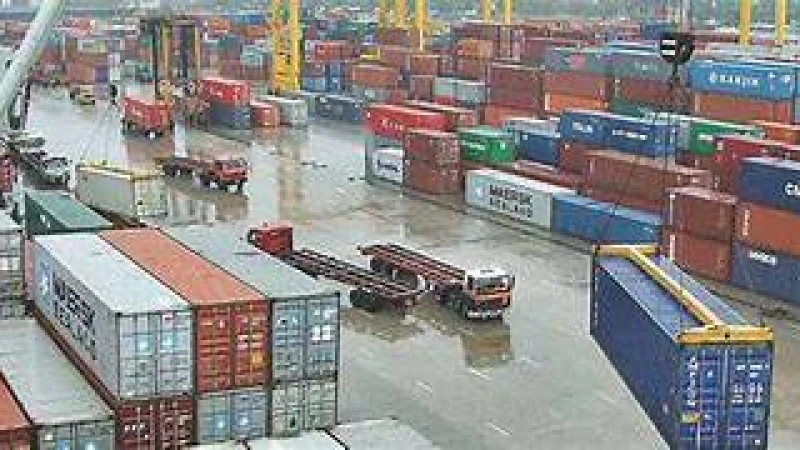 লাভ হবে কী কনটেইনার আমদানিতে শুল্ক কমায়