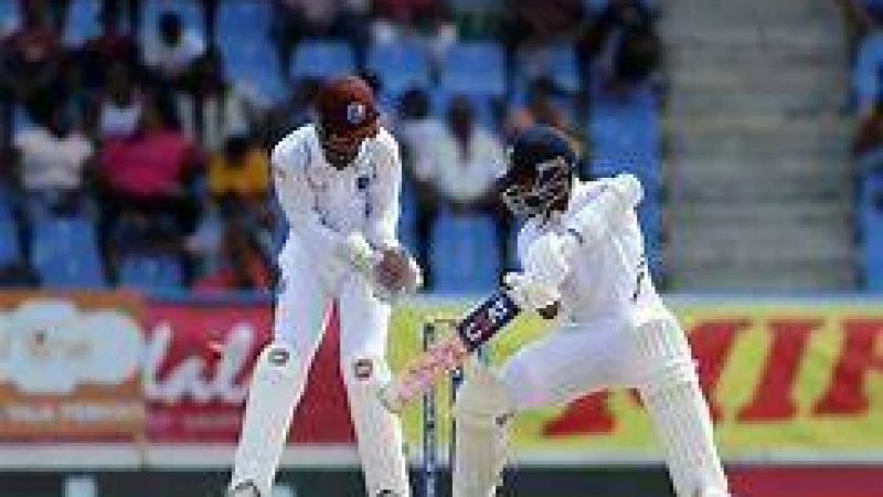 প্রথম ইনিংসে ফলোঅন এড়িয়েছে ভারত