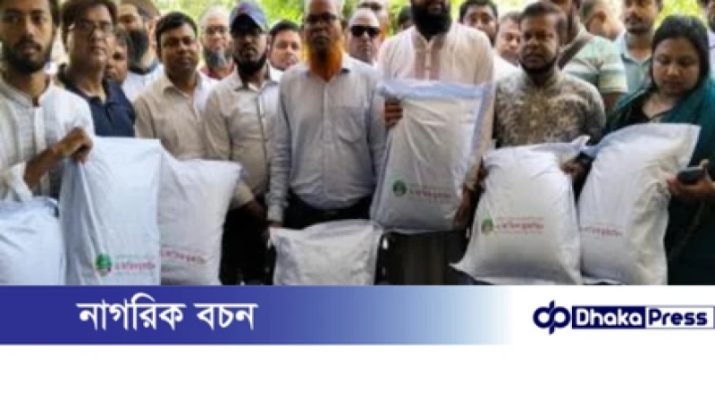 এনসিপির উদ্যোগে কুড়িগ্রাম সদর হাসপাতালে হুইলচেয়ার ও বালিশ বিতরণ