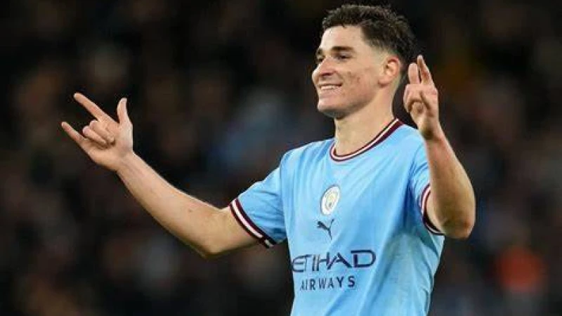 বিশ্বরেকর্ড এক মৌসুমে চার ট্রফি জয়ী- আলভারেজের