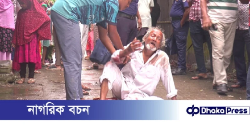 ফজরের নামাজে যাওয়ার পথে বাবার চোখে ধরা পড়ল ছেলের রক্তাক্ত লাশ