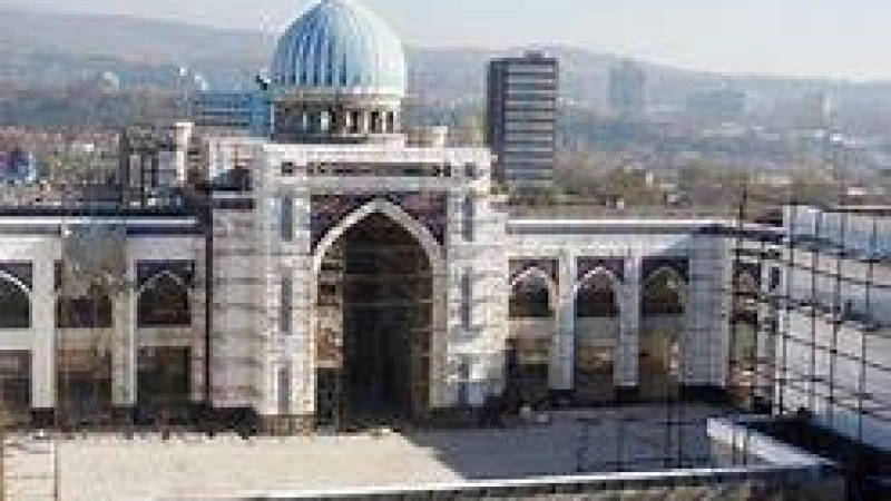 এশিয়ার বৃহত্তম মসজিদ উদ্বোধন তাজিকিস্তানে