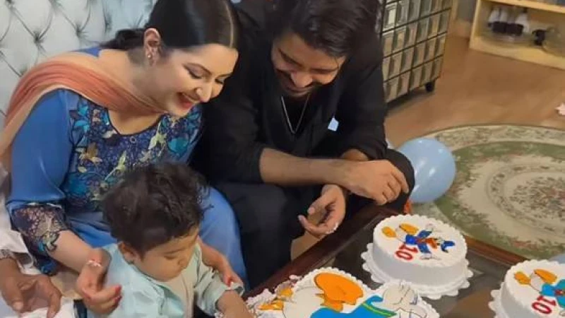 ভাঙনের সংসারে সন্তানের খুশিতে আরেকবার দুজন একসাথেঃ পরীমনি- রাজ