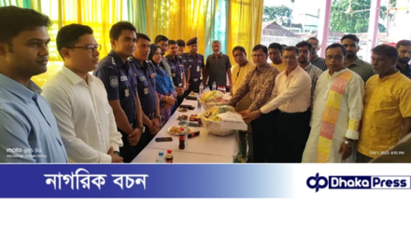 মাদারগঞ্জে পূজামণ্ডপ পরিদর্শন করলেন জেলা প্রশাসক ও পুলিশ সুপার