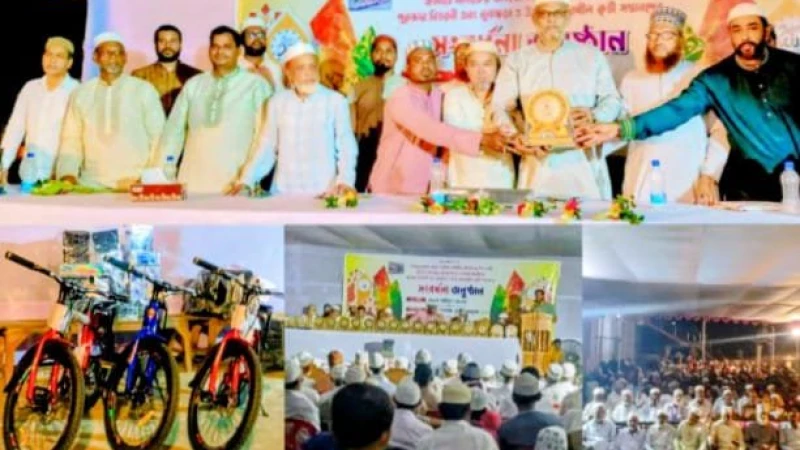 সীতাকুণ্ডে ৪১দিন টানা পাঁচ ওয়াক্ত নামাজ আদায় করে ৬০ শিশু-কিশোরের পুরস্কার লাভ