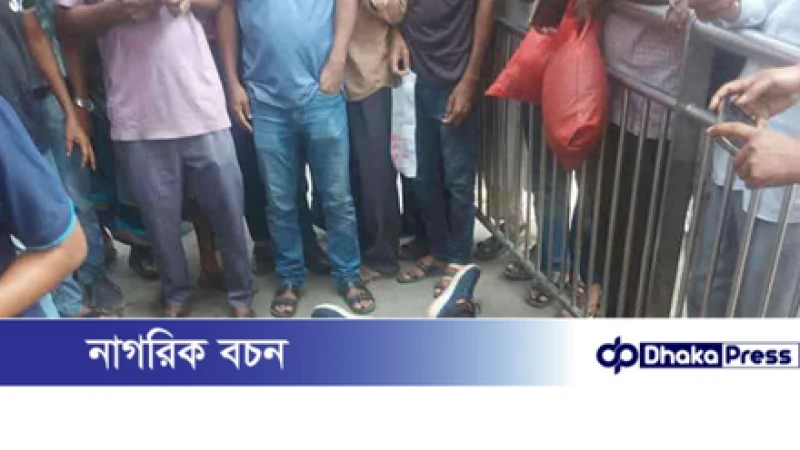 ফার্মগেটে মেট্রোরেলের পিলার থেকে ভারী ধাতব বস্তু পড়ে পথচারীর মৃত্যু