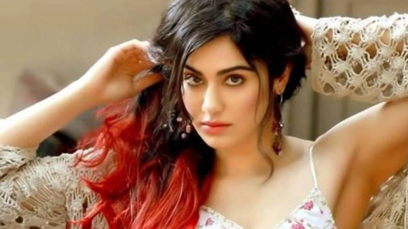 সুপারহিরোর চরিত্রে অভিনেত্রী অদা