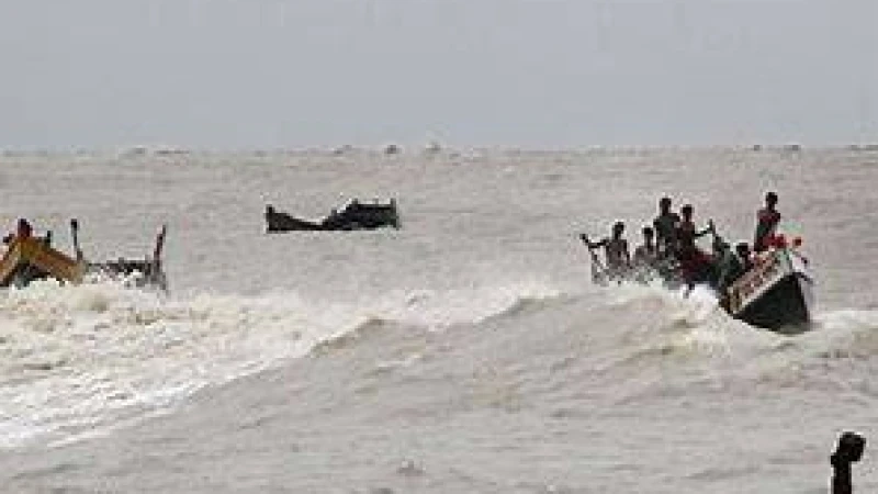 গ্রিসের দক্ষিণাঞ্চলীয় উপকূলে নৌকাডুবির ঘটনায় নিহত ৭৯