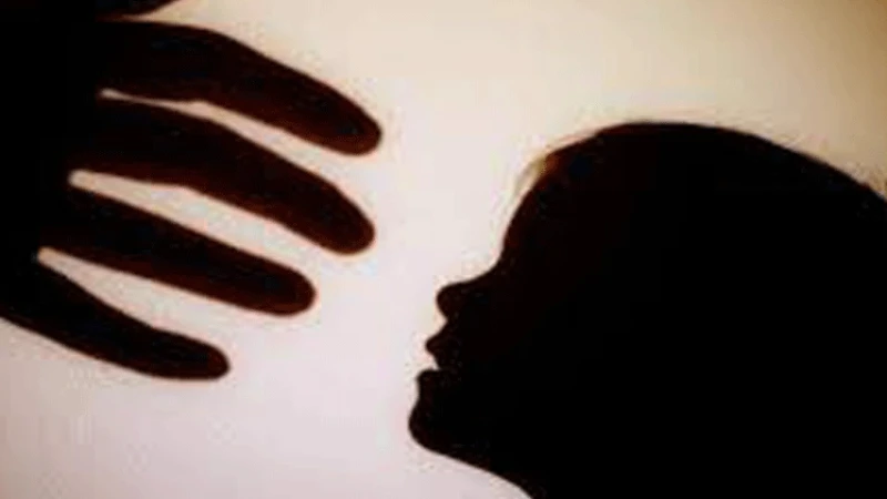 ৯ বছরের শিশু লালসার শিকার ৫০ বছরের বৃদ্ধর