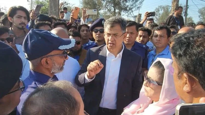 কক্সবাজার সৈকতের বালিয়াড়িতে কোনো স্থাপনা থাকবে না: স্বরাষ্ট্রমন্ত্রী