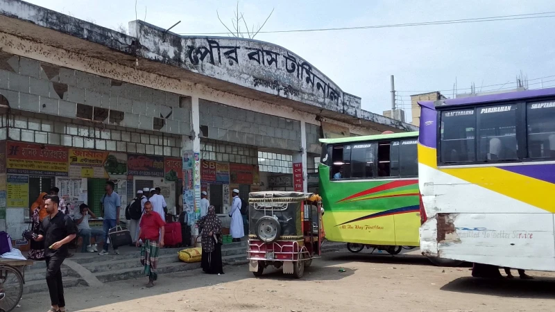 দৌলতদিয়ায় নদীতে পড়া বাসের রেজিস্ট্রেশন স্থগিত