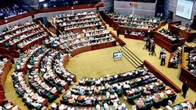 সদ্য বিদায়ী ২০২২-২৩ অর্থবছরের অর্থনীতিতে ভুল নীতির খেসারতের অর্থবছর