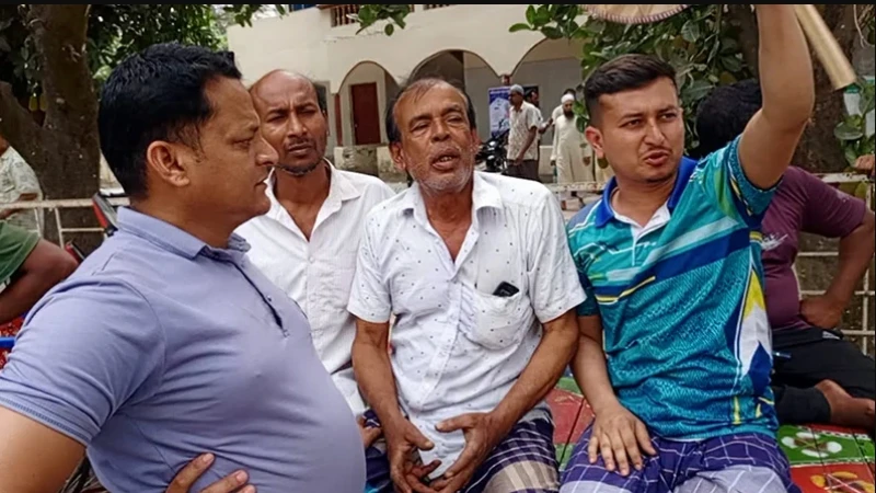 শৈলকূপা ও নওগাঁয় বজ্রপাতে ৩ কৃষকের মৃত্যু, আহত ৬