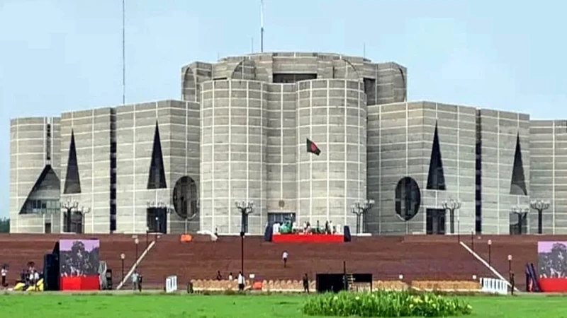 ১৩ দিন বিরতির পর সংসদ অধিবেশন শুরু, আলোচনায় রাষ্ট্রপতির ভাষণ