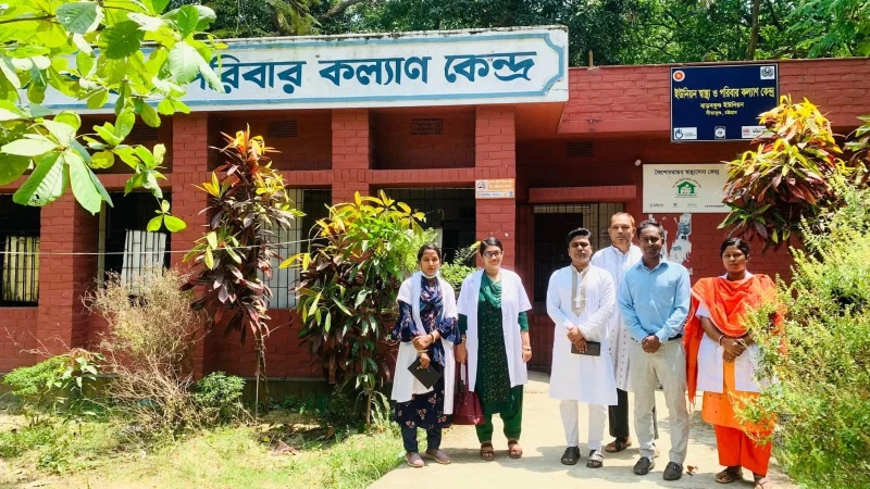 সীতাকুণ্ডে পরিবার পরিকল্পনা কর্মীদের প্রচেষ্টায় ছুটির দিনেও নিরাপদ প্রসব সেবা অব্যাহত