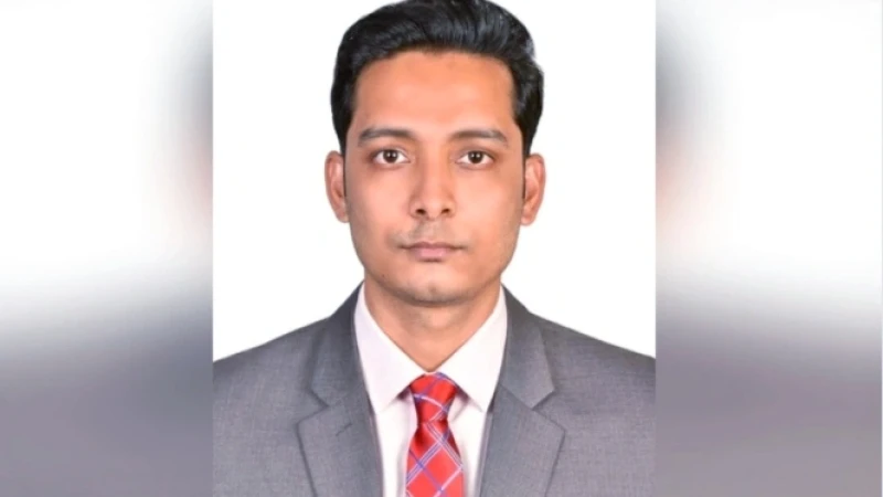 কুমিল্লায় সাংবাদিককে হাতকড়া পরানোর ঘটনায় এসি ল্যান্ড বদলি