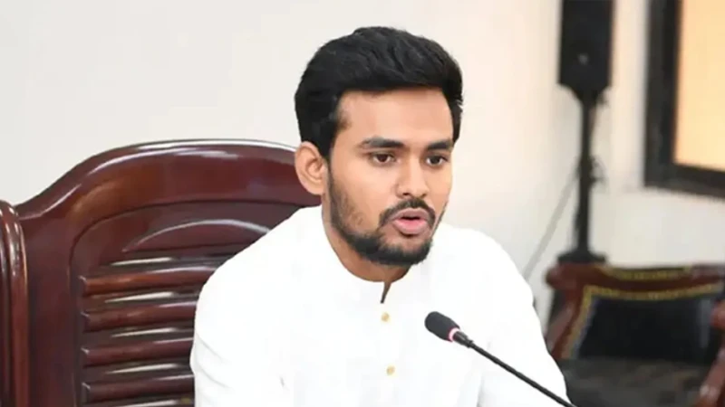 লোভ-ভয় দেখিয়ে পরিচালকদের পদত্যাগ করানো হচ্ছে: আসিফ মাহমুদ