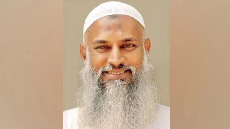 হজ ফ্লাইট শুরু ১৮ এপ্রিল: ধর্মমন্ত্রী