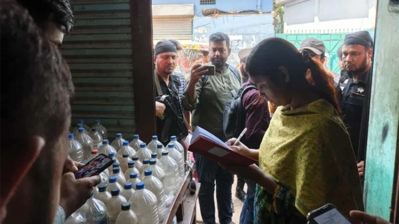 ব্রাহ্মণবাড়িয়ায় যৌথ অভিযানে ১০ হাজার লিটার জ্বালানি জব্দ