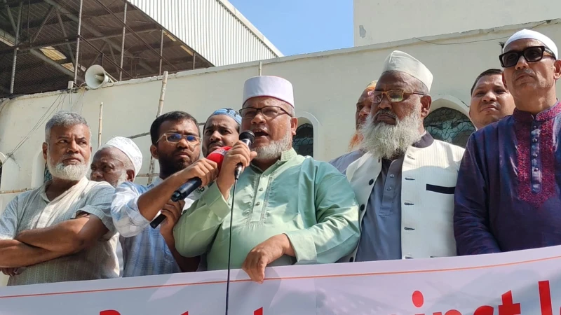 ইসরাইলী-মার্কিনীদের পণ্য বর্জন করুন :মুহাম্মদ আতা উল্লাহ খান