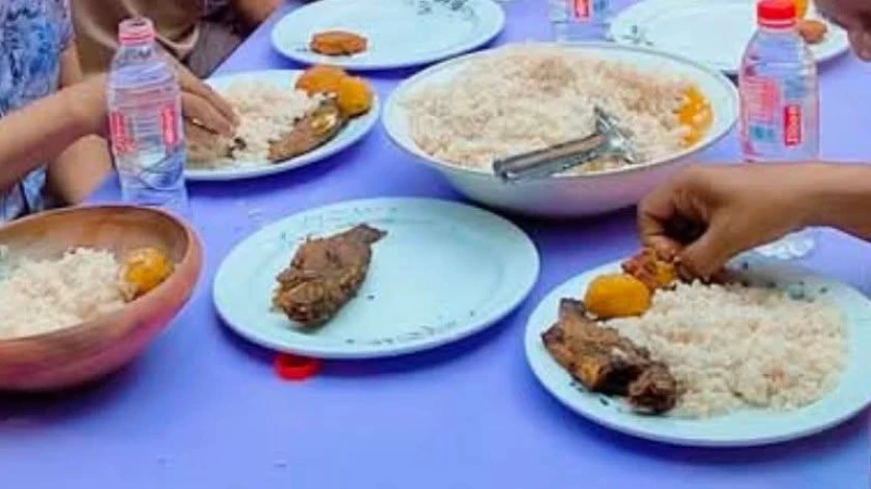 ইলিশের সংকট নেই, তবু তেলাপিয়ায় বর্ষবরণ: মুরাদনগর উপজেলা প্রশাসনের আয়োজনে বিতর্ক