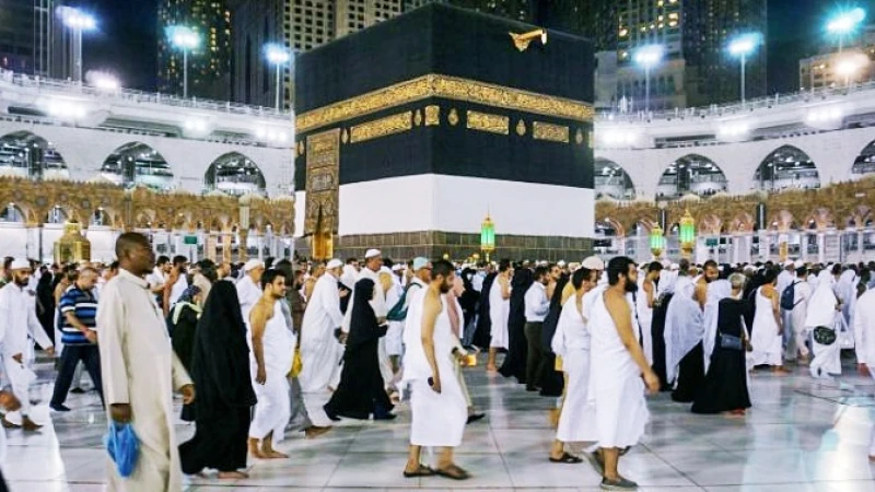 ওমরাহ মৌসুম শুরু করল সৌদি আরব