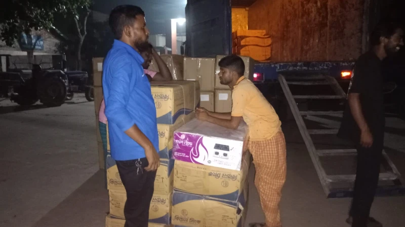 রূপগঞ্জ থেকে চুরি হওয়া আরএফএল-এর মালামাল পলাশবাড়ীতে উদ্ধার, খালি ট্রাক নন্দীগ্রামে মিলল