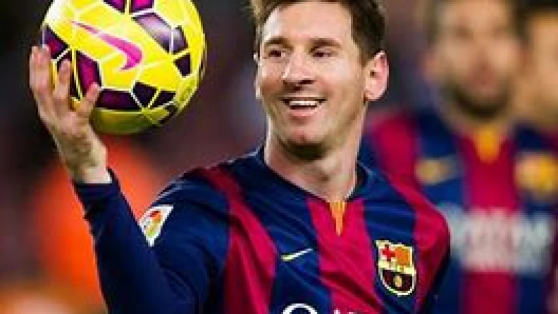 লিওনেল মেসিকে জমকালো আয়োজনের মধ্য দিয়ে বরণ করল মিয়ামি