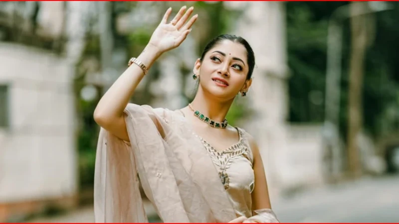 ঈদুল আজহায় মুক্তি পাচ্ছে পূজা চেরির ‘নাকফুলের কাব্য’