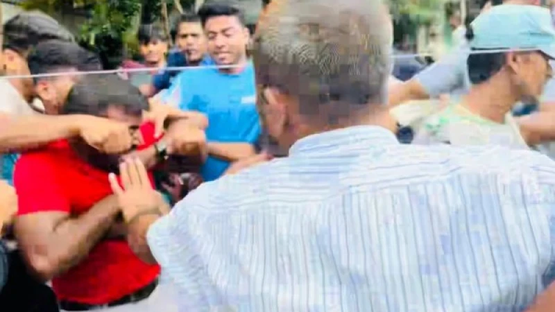 চাঁদপুরের ছেঙ্গারচরে ভোটের মাঝে মারামারি