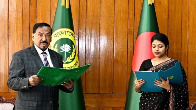 সংরক্ষিত নারী আসনে শপথ নিলেন এনসিপির নুসরাত