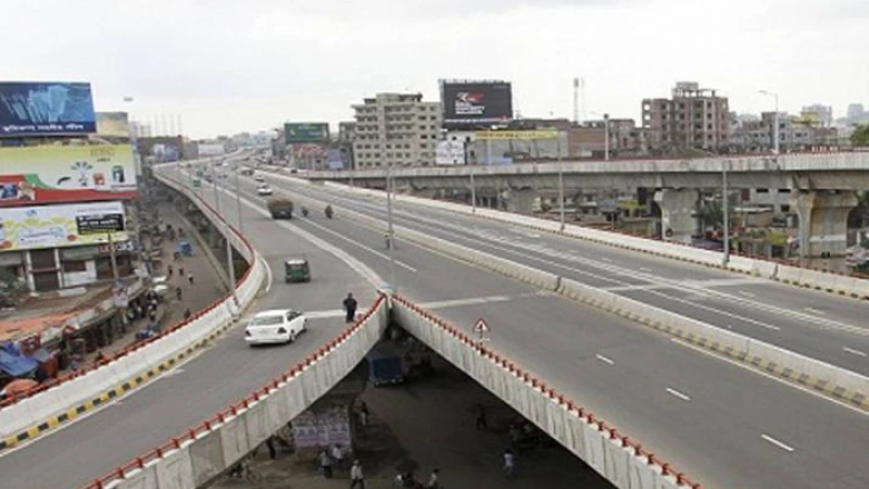 মেয়র হানিফ ফ্লাইওভারে দুর্ঘটনা বেশি হওার কারণ