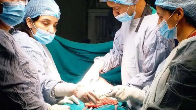 প্রথম জটিল রোগের সফল অপারেশন হয়েছে পটিয়া স্বাস্থ্য কমপ্লেক্সে