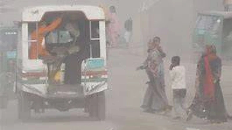 আজ বায়ুদূষণে ঢাকার অবস্থান ৩৪তম