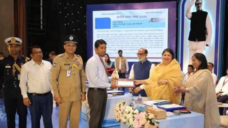 জাতীয় মৎস্য পদক পেলো চাঁদপুর জেলা টাস্কফোর্স