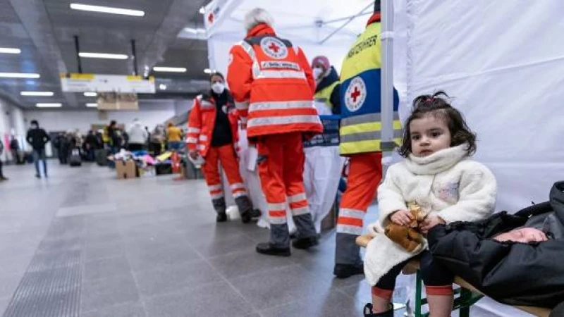 হিমশিম খাচ্ছে শরণার্থীদের আশ্রয় দিতে জার্মানি
