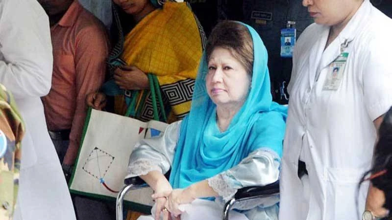 আজ বিকেলে বিএনপি চেয়ারপারসন খালেদা জিয়াকে নেওয়া হবে হাসপাতালে