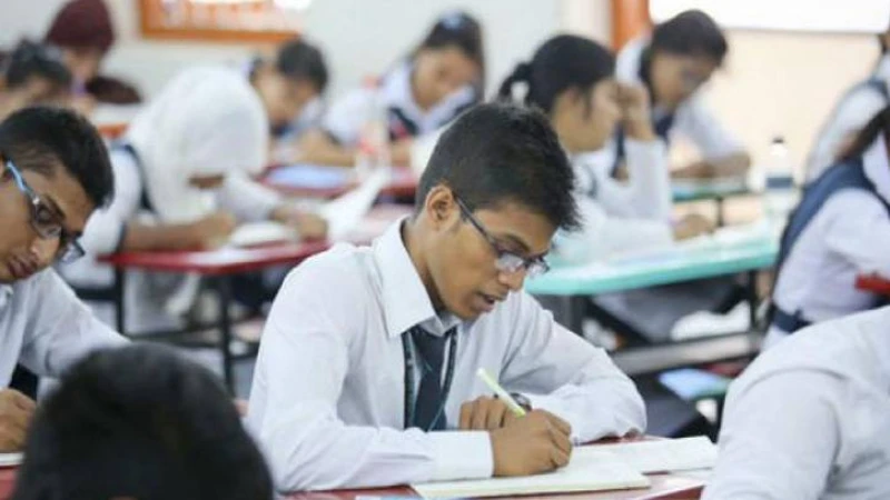 আইসিটিতে নম্বর কমল এইচএসসি পরীক্ষায়