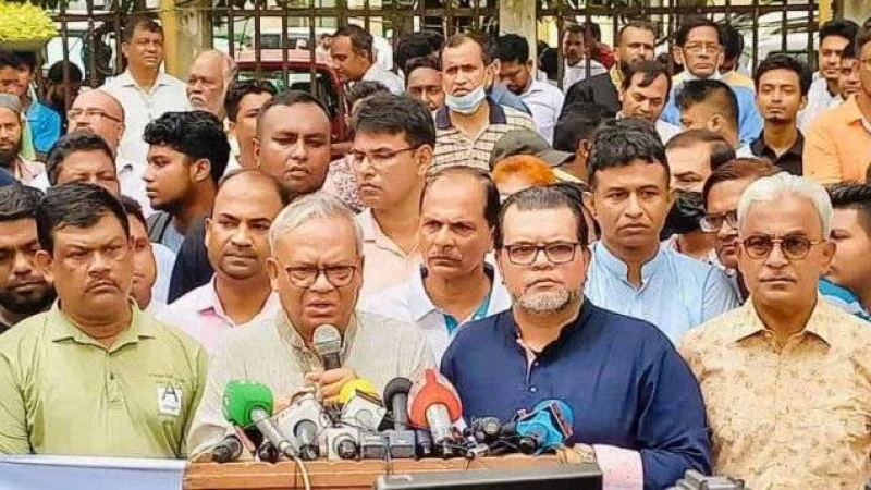 সরকার বিদেশে চিকিৎসার অনুমতি দিচ্ছে না খালেদা জিয়াকে হত্যার অভিপ্রায়ে