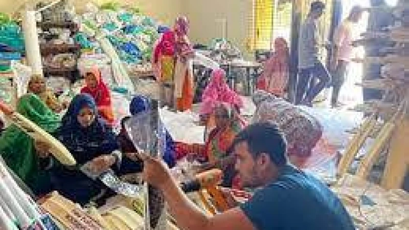 ক্রিকেটার থেকে এখন একজন সফল উদ্যোক্তা