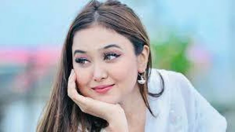 অভিনেত্রী রুকাইয়া জাহান চমককে তিন মাসের জন্য নিষিদ্ধ করেছে ডিরেক্টরস গিল্ডস