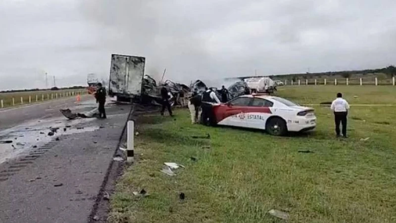 মেক্সিকোতে ভয়াবহ সড়ক দুর্ঘটনায় ১৬ জন নিহত, আহত ৩৬ জন