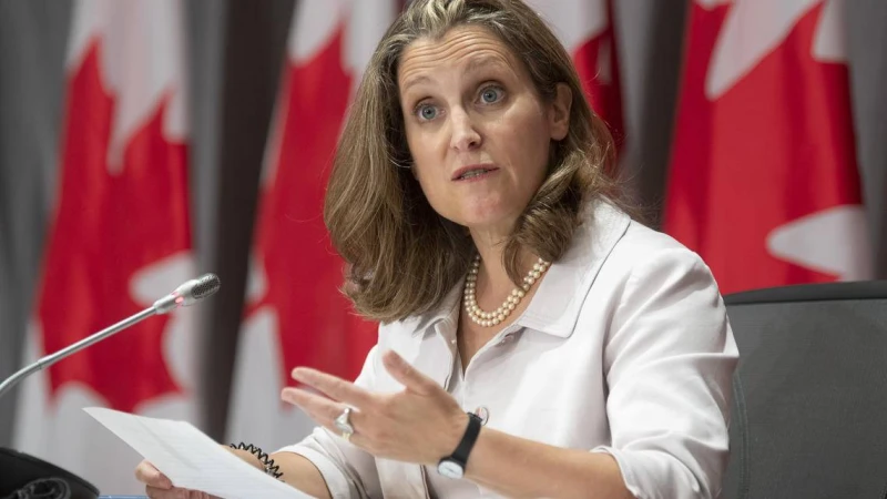 সর্বোচ্চ গতিসীমা অতিক্রম করে গাড়ি চালানোর দায়ে কানাডার অর্থমন্ত্রীকে জরিমানা