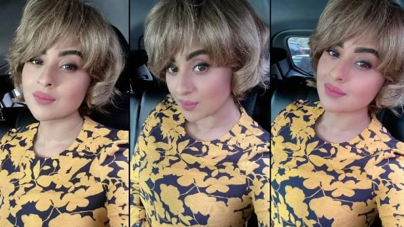 নতুন লুকে হাজির চিত্রনায়িকা শবনম বুবলী