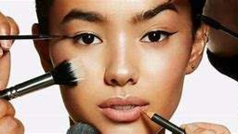 ৫টি ধাপে পারফেক্ট মেকআপের শুরু থেকে শেষ কিভাবে করতে হবে?