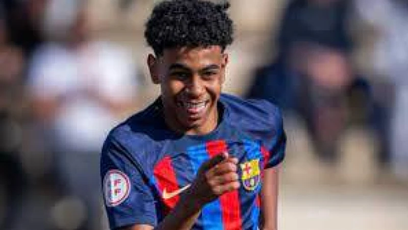 স্পেন দলে ইয়ামালকে দেখার অপেক্ষায় জাভি