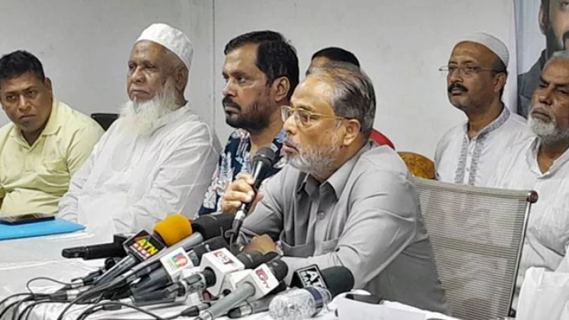 জি এম কাদেরকে অর্থ ও ক্ষমতা দিয়ে কেনা যায়