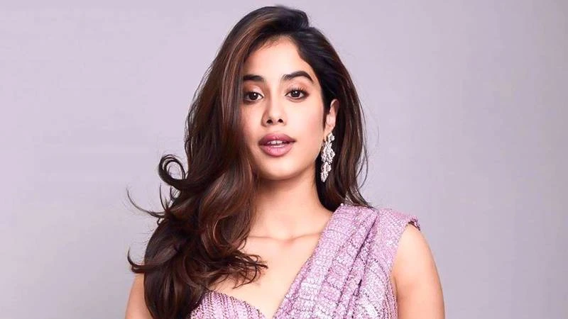 বাগদান সারলেন বলিউড অভিনেত্রী জাহ্নবী কাপুর