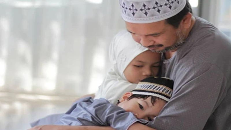 ইসলামে সন্তানদের সমান চোখে দেখার নির্দেশ